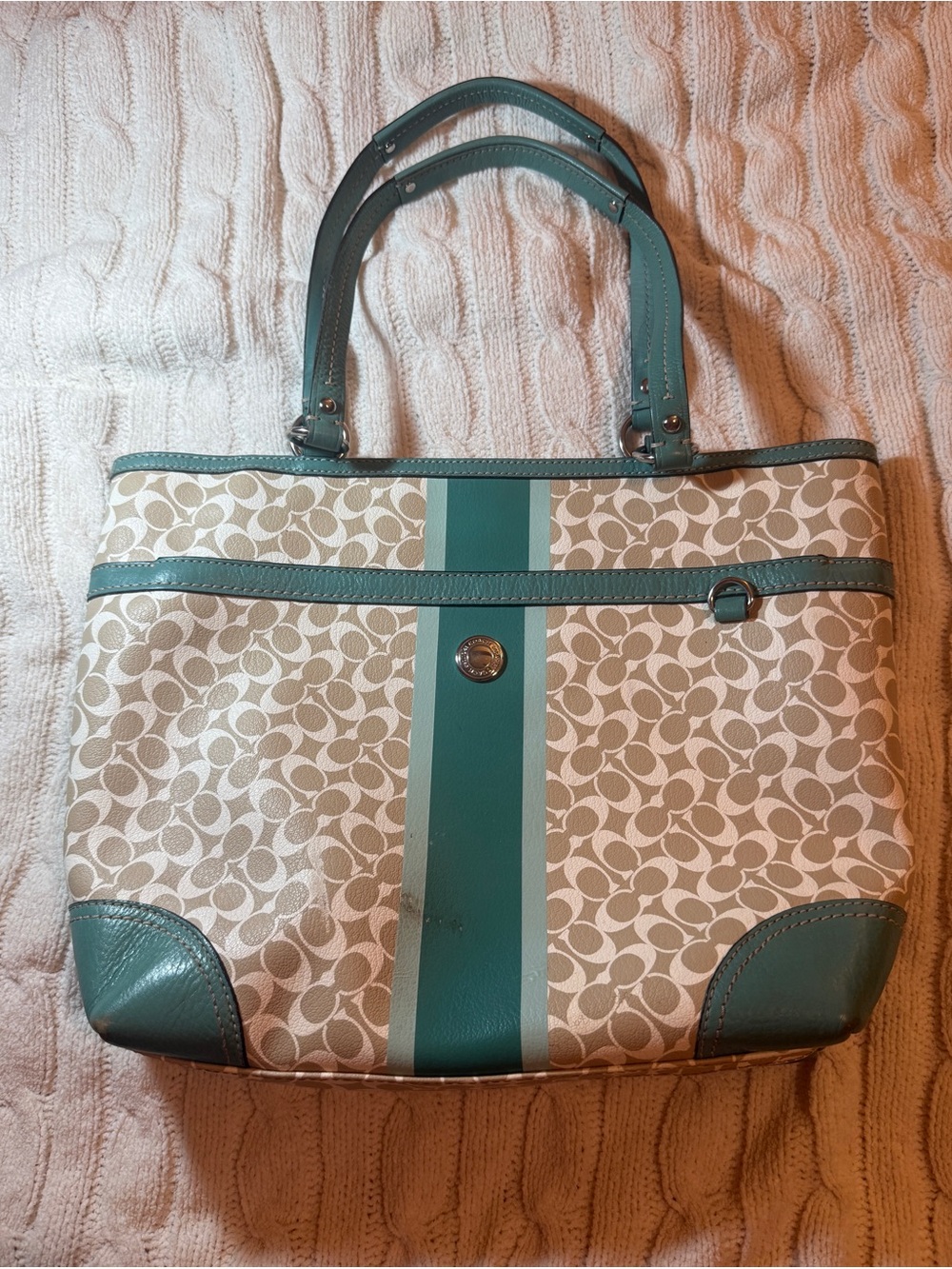 Coach Chelsea Heritage Stripe
Signature Tote Teal & Khaki Coated Canvas #F15137